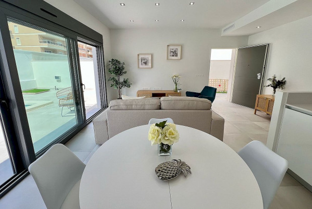 Image No.9-3 Bed Villa for sale