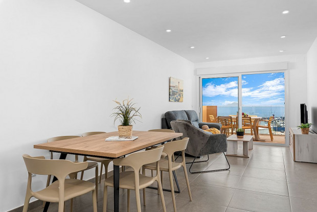 Image No.8-3 Bed Apartment for sale