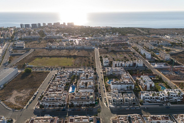 Image No.23-3 Bed Bungalow for sale