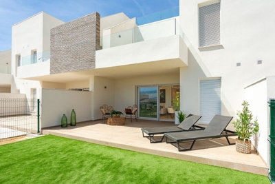 2 Bed Bungalow for sale