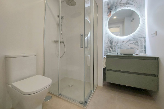 Image No.23-3 Bed Townhouse for sale