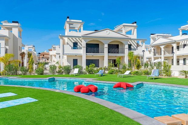 Image No.2-3 Bed Bungalow for sale