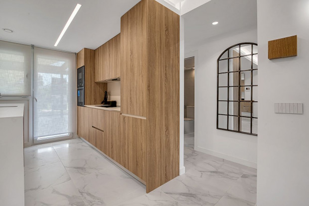 Image No.24-3 Bed Apartment for sale