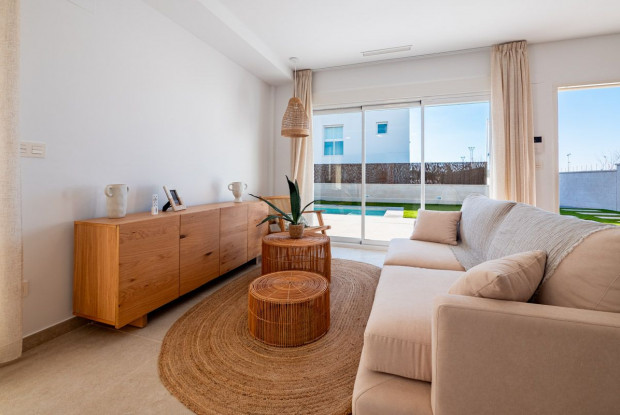 Image No.17-3 Bed Villa for sale