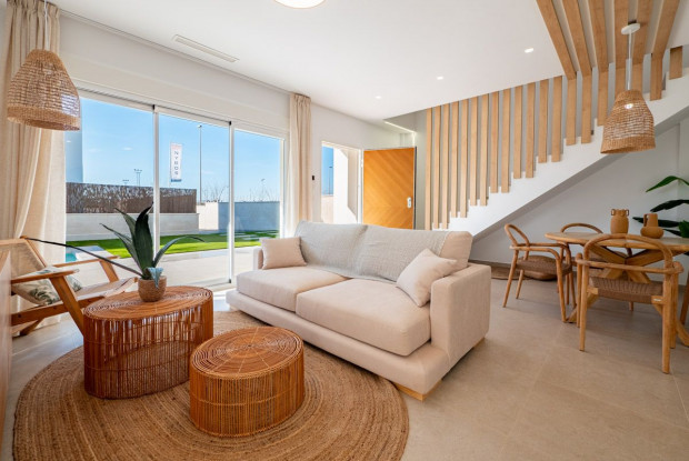 Image No.8-3 Bed Villa for sale