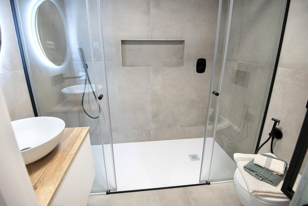 Image No.20-3 Bed Apartment for sale