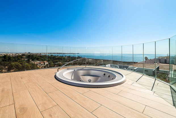 Image No.15-3 Bed Apartment for sale