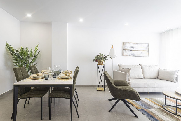 Image No.8-2 Bed Apartment for sale