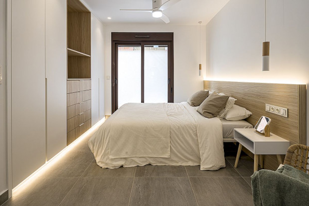 Image No.5-2 Bed Bungalow for sale