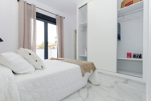 Image No.4-3 Bed Villa for sale