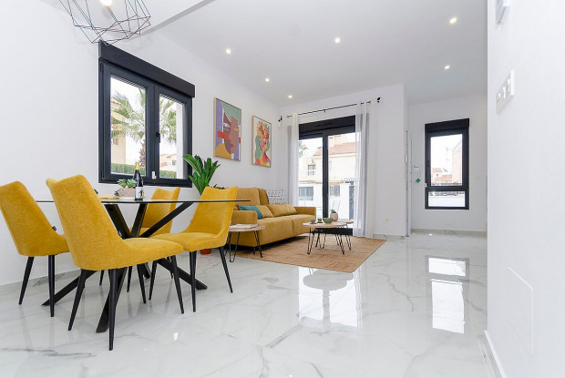 Image No.8-3 Bed Villa for sale