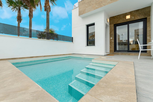 Image No.9-3 Bed Villa for sale