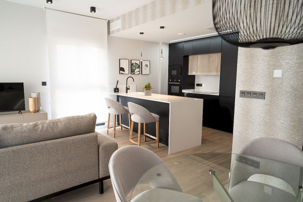 Image No.8-3 Bed Townhouse for sale