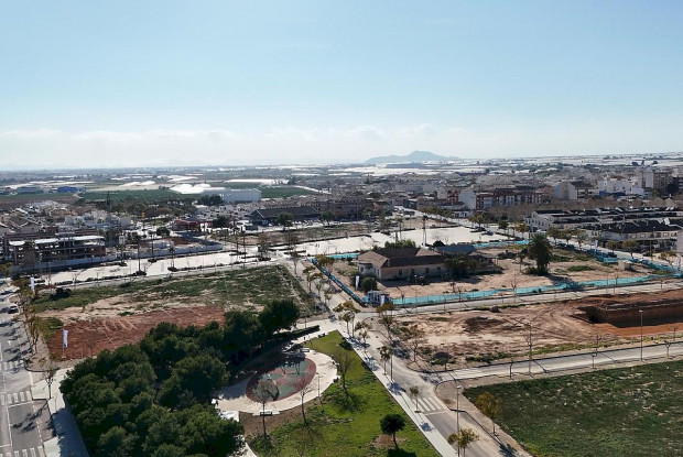 Image No.17-2 Bed Bungalow for sale