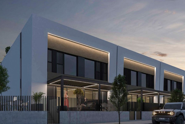 Image No.1-3 Bed Townhouse for sale