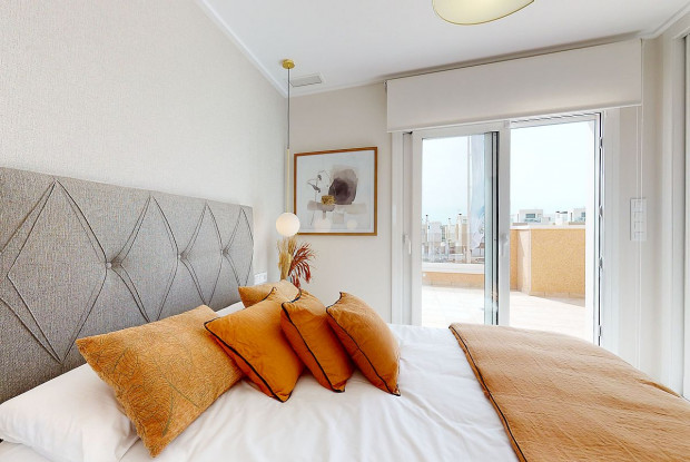 Image No.5-3 Bed Townhouse for sale