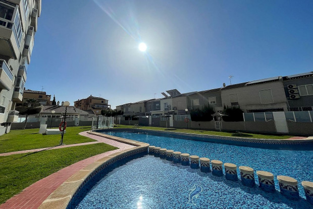 Image No.10-3 Bed Apartment for sale