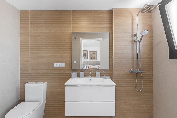 Image No.6-4 Bed Townhouse for sale