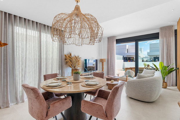 Image No.8-3 Bed Chalet for sale