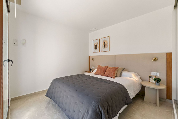 Image No.4-3 Bed Chalet for sale