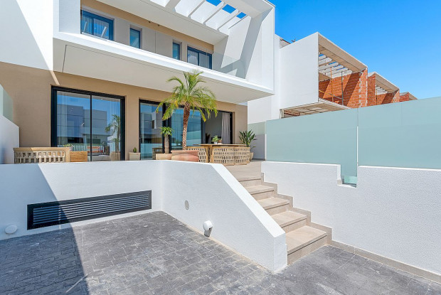 Image No.15-3 Bed Chalet for sale