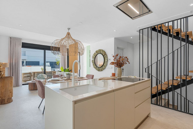 Image No.20-3 Bed Chalet for sale