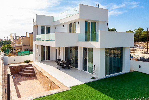 Image No.3-3 Bed Chalet for sale