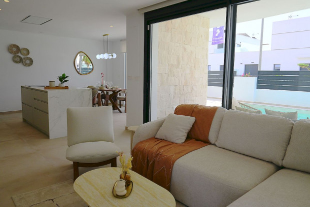 Image No.8-3 Bed Chalet for sale