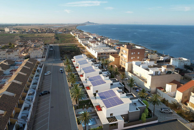 Image No.16-3 Bed Chalet for sale