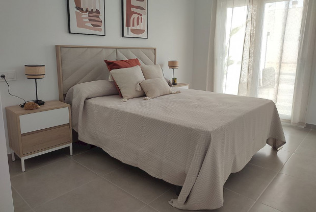 Image No.5-3 Bed Chalet for sale