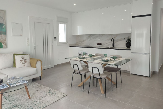 Image No.8-3 Bed Chalet for sale