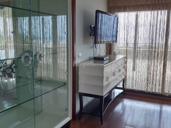 Image No.12-6 Bed Villa for sale