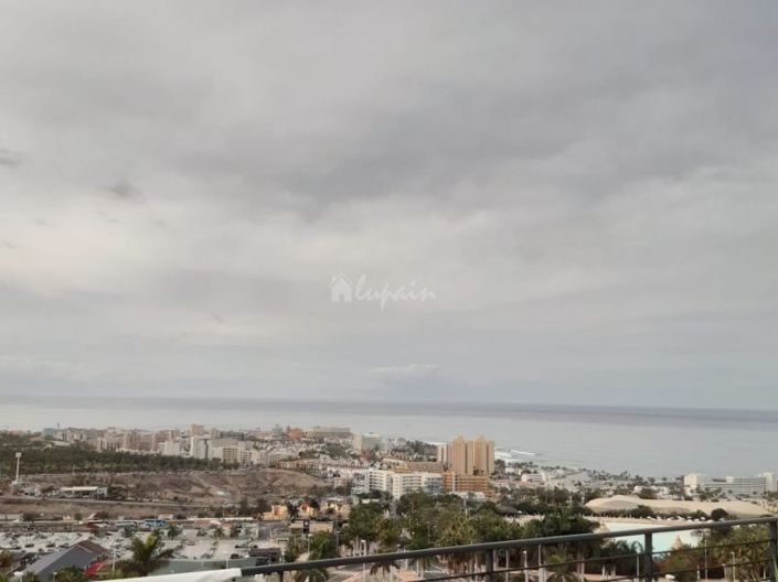 Image No.3-6 Bed Villa for sale