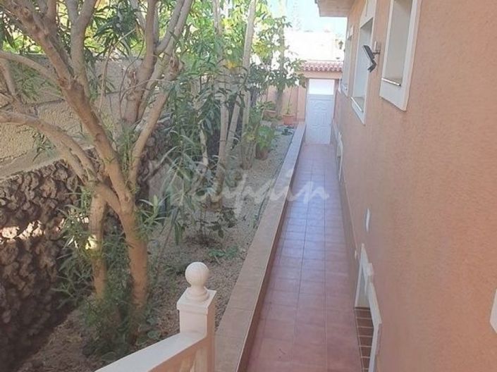 Image No.6-4 Bed Villa for sale