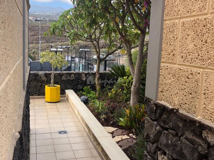 Image No.19-4 Bed Townhouse for sale