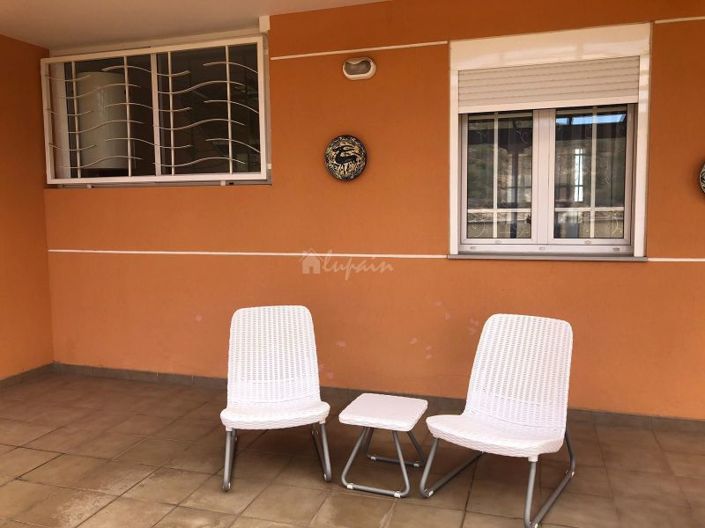 Image No.21-4 Bed Townhouse for sale