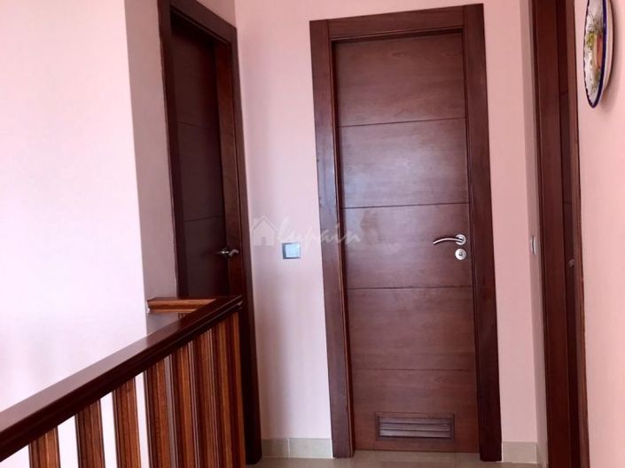 Image No.57-4 Bed Townhouse for sale