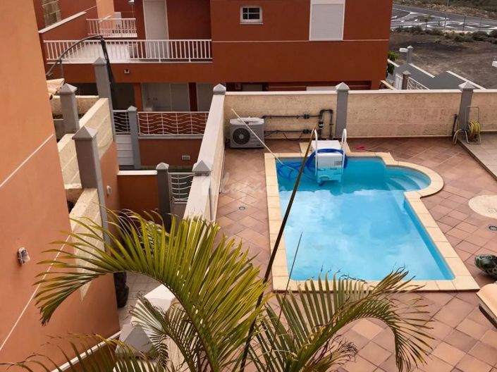 Image No.59-4 Bed Townhouse for sale