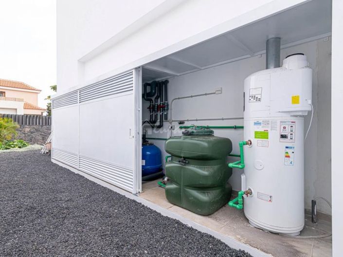 Image No.55-4 Bed Villa for sale