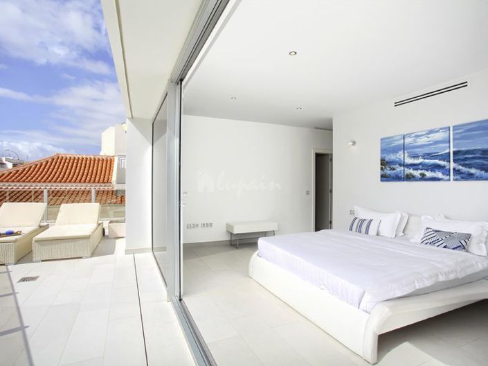 Image No.19-5 Bed Villa for sale