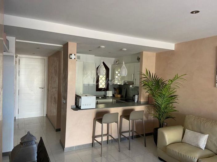 Image No.12-3 Bed Apartment for sale