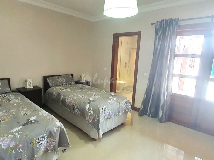 Image No.28-3 Bed Villa for sale