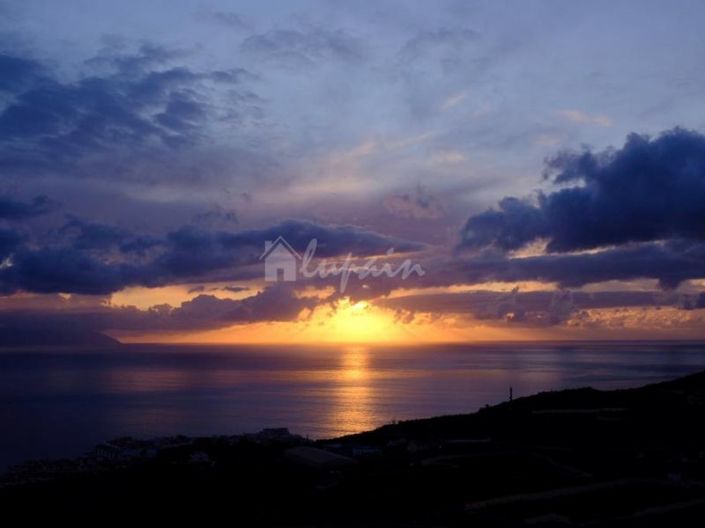 Image No.36-3 Bed Villa for sale