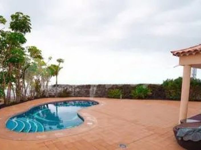 Image No.2-5 Bed Villa for sale