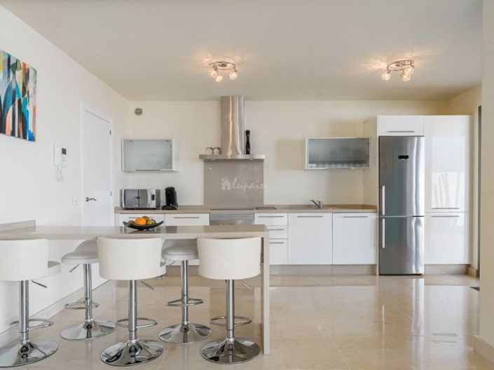 Image No.20-2 Bed Apartment for sale