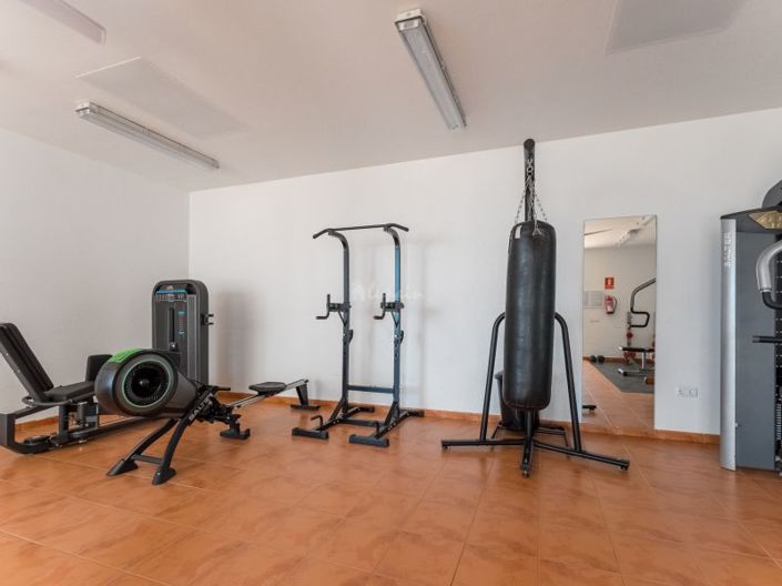 Image No.50-2 Bed Apartment for sale