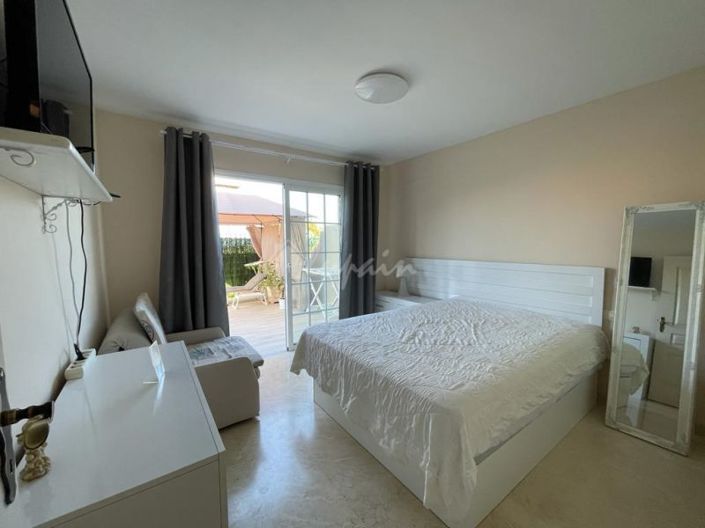 Image No.18-2 Bed Apartment for sale