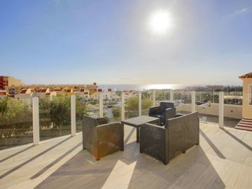 6 Bed Villa for sale