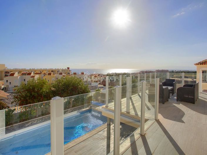 Image No.4-6 Bed Villa for sale