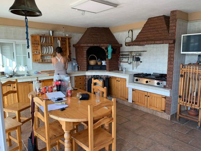 Image No.20-7 Bed Country House for sale